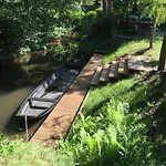 Apartment Direkt Am Wasser *