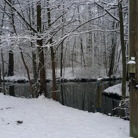 아파트 Direkt Am Wasser 부르크